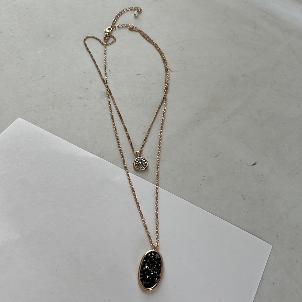 Avon MODERN GLIMMER Pendant Necklace Faux Druzy Stones Goldtone 16.5" w/Extender